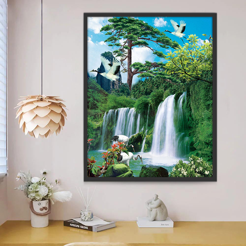 Een Levendig Natuurtafereel met Waterval, Bomen en Vogels Schilderen op Nummers