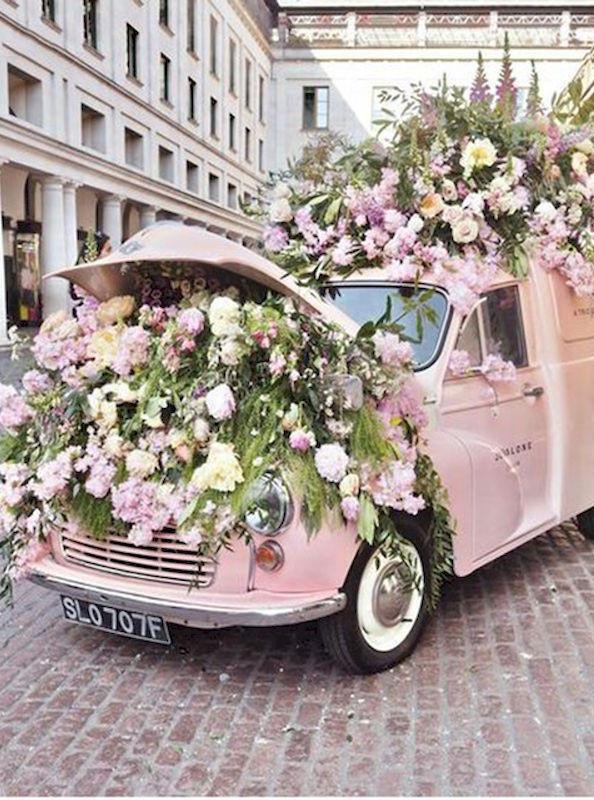 Een Roze Auto vol Bloemen Schilderen op Nummers