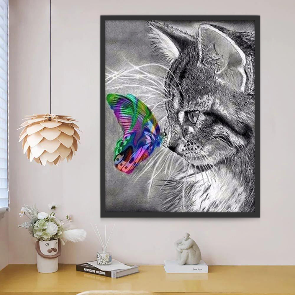 Grijze Kat en Kleurrijke Vlinder Schilderen op Nummers