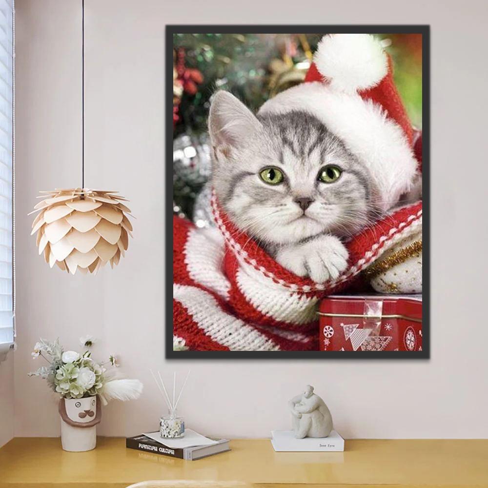 Kleine Grijze Kat in een Rode Sjaal Schilderen op Nummers