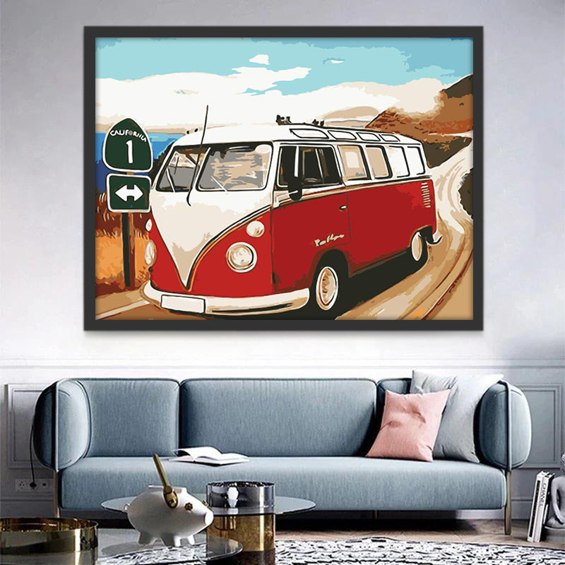 Volkswagenbus langs Kustweg Schilderen op Nummers